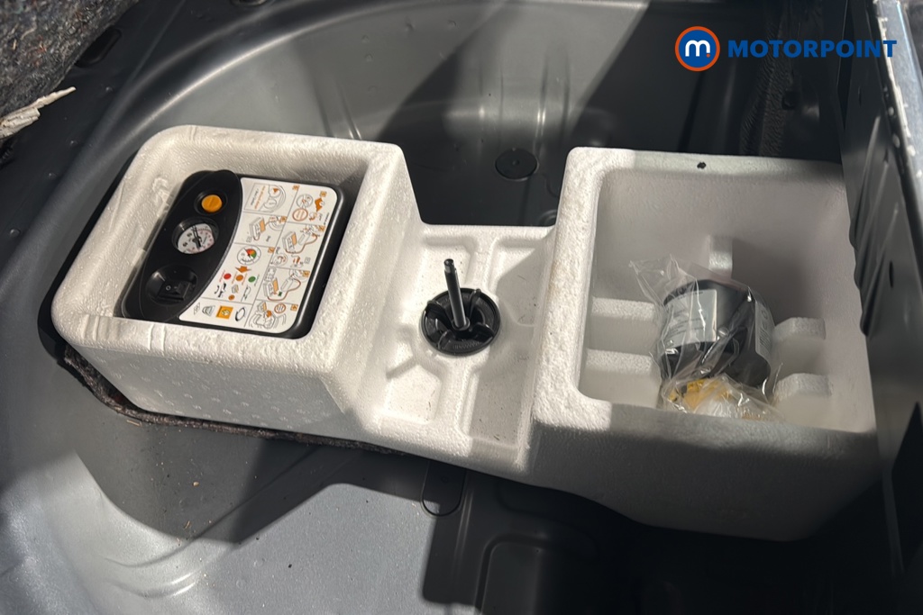 Dacia Sandero Stepway Comfort Manual Diesel Hatchback - Stock Number (1646300) - 33rd supplementary image