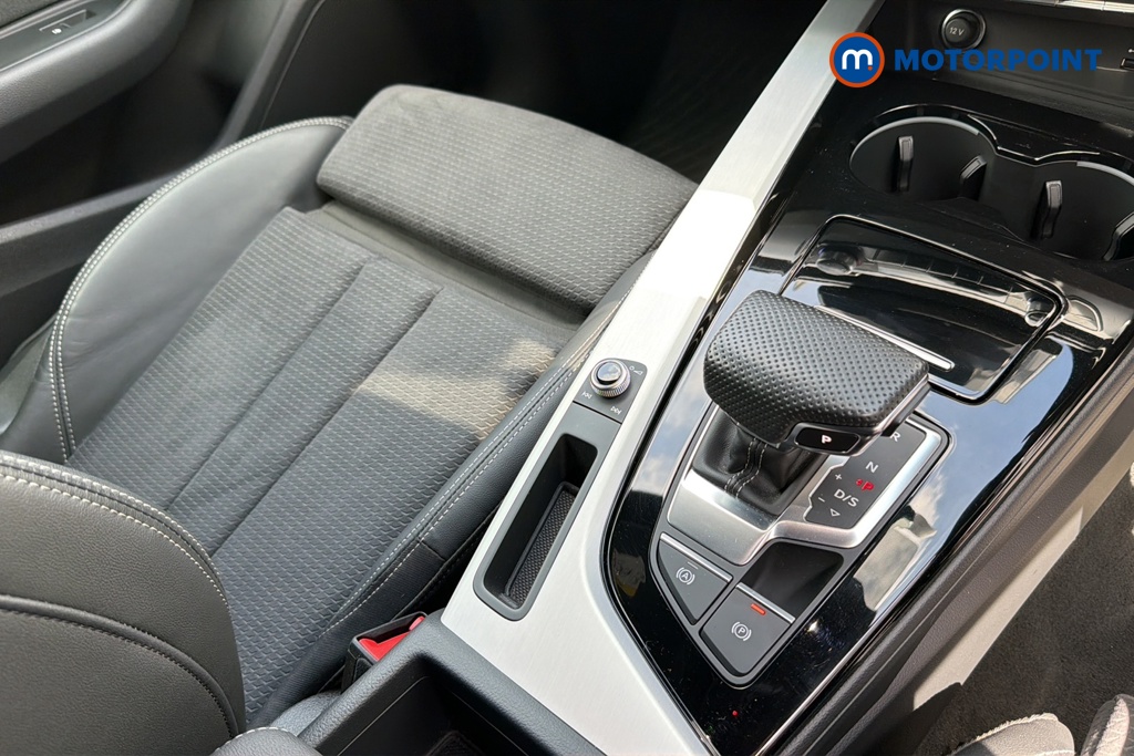 Audi A4 S Line Automatic Petrol Estate - Stock Number (1646329) - 15th supplementary image