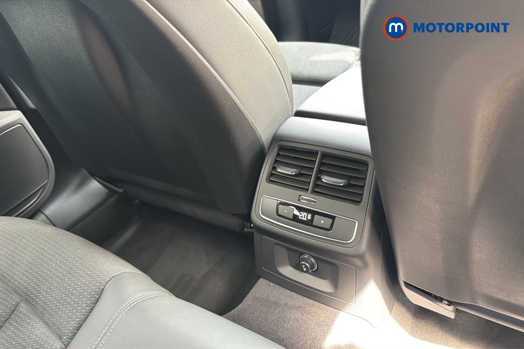Audi A4 S Line Automatic Petrol Estate - Stock Number (1646329) - 28th supplementary image