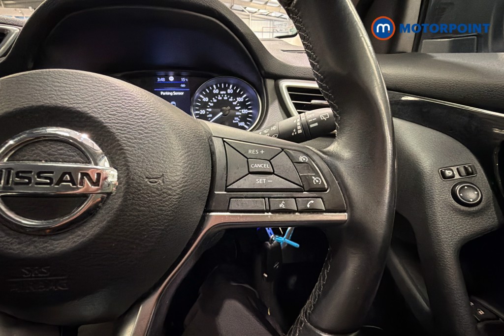 Nissan Qashqai Acenta Premium Manual Petrol SUV - Stock Number (1646383) - 4th supplementary image