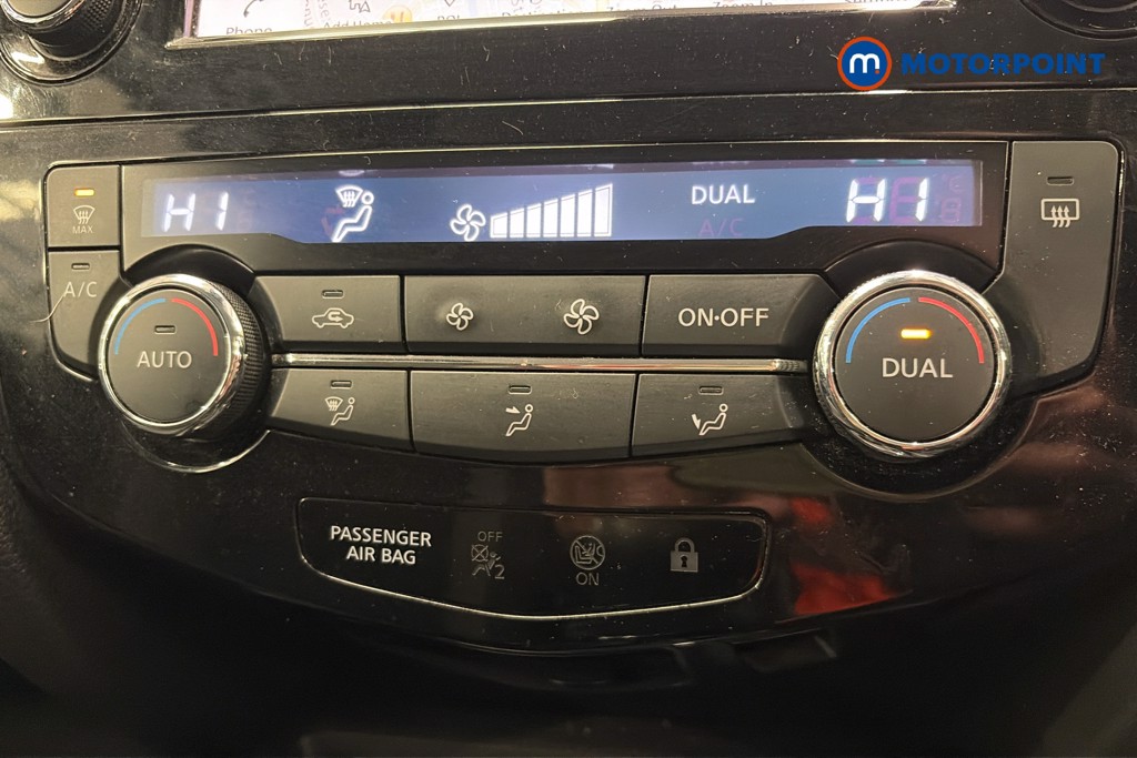 Nissan Qashqai Acenta Premium Manual Petrol SUV - Stock Number (1646383) - 12th supplementary image
