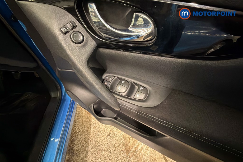 Nissan Qashqai Acenta Premium Manual Petrol SUV - Stock Number (1646383) - 20th supplementary image