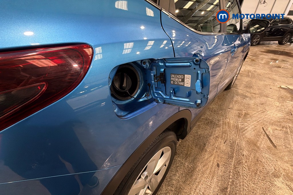 Nissan Qashqai Acenta Premium Manual Petrol SUV - Stock Number (1646383) - 41st supplementary image