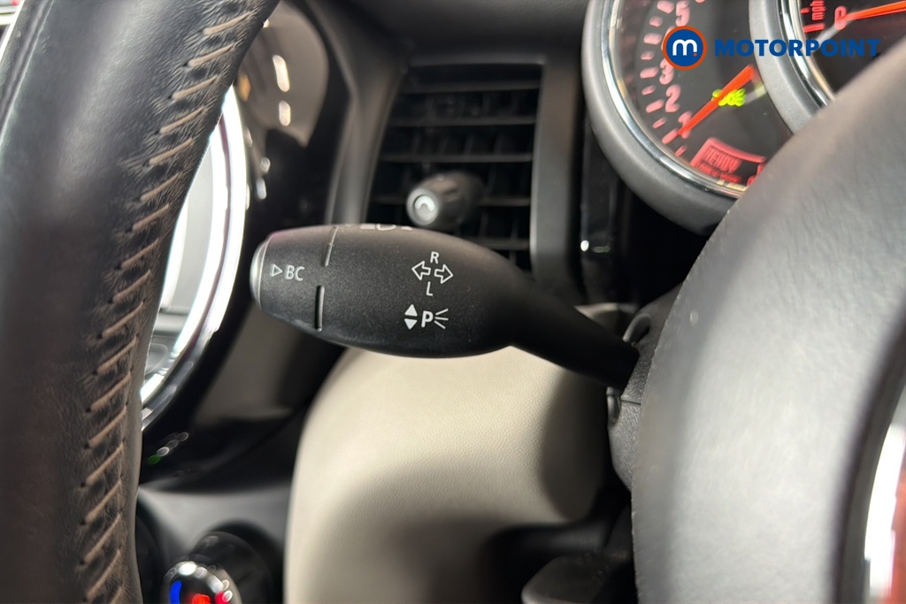Mini Hatchback Cooper S Exclusive Automatic Petrol Hatchback - Stock Number (1647075) - 5th supplementary image