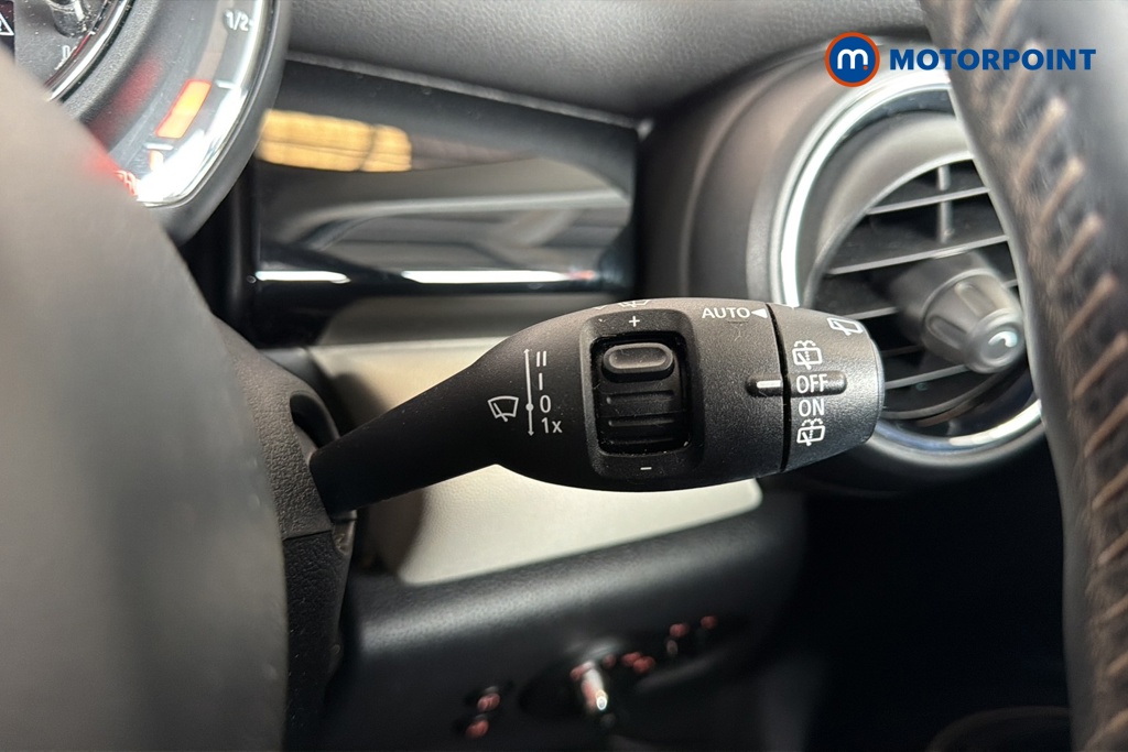 Mini Hatchback Cooper S Exclusive Automatic Petrol Hatchback - Stock Number (1647075) - 6th supplementary image