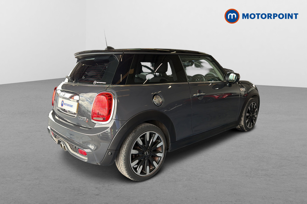 Mini Hatchback Cooper S Exclusive Automatic Petrol Hatchback - Stock Number (1647075) - Passenger side rear corner