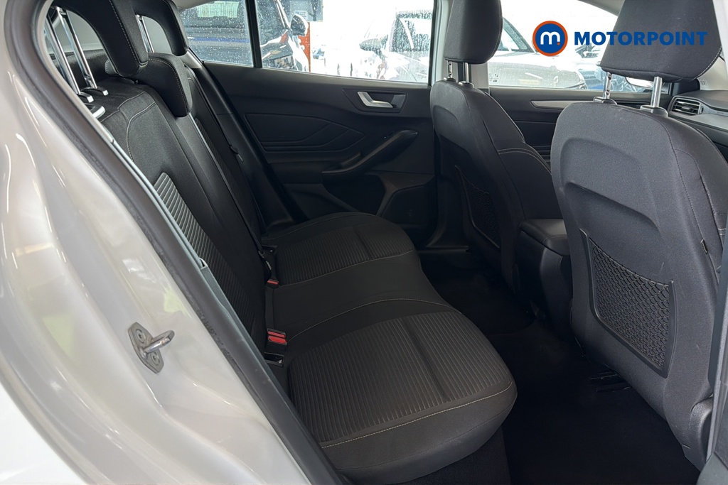 Ford Focus Titanium Manual Petrol Hatchback - Stock Number (1647142) - 25th supplementary image