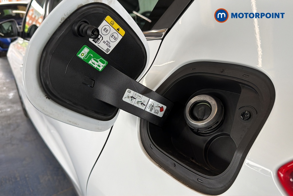 Ford Focus Titanium Manual Petrol Hatchback - Stock Number (1647142) - 41st supplementary image
