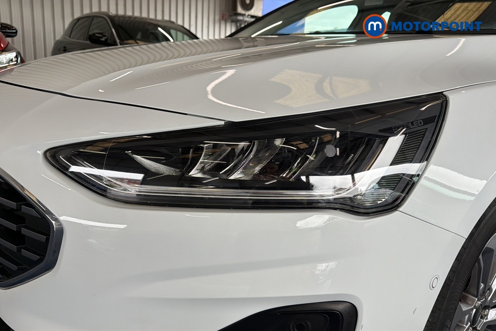 Ford Focus Titanium Manual Petrol Hatchback - Stock Number (1647142) - 42nd supplementary image