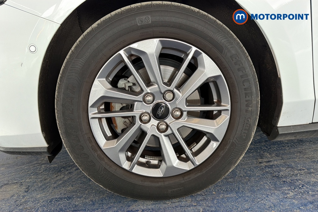 Ford Focus Titanium Manual Petrol Hatchback - Stock Number (1647142) - 44th supplementary image