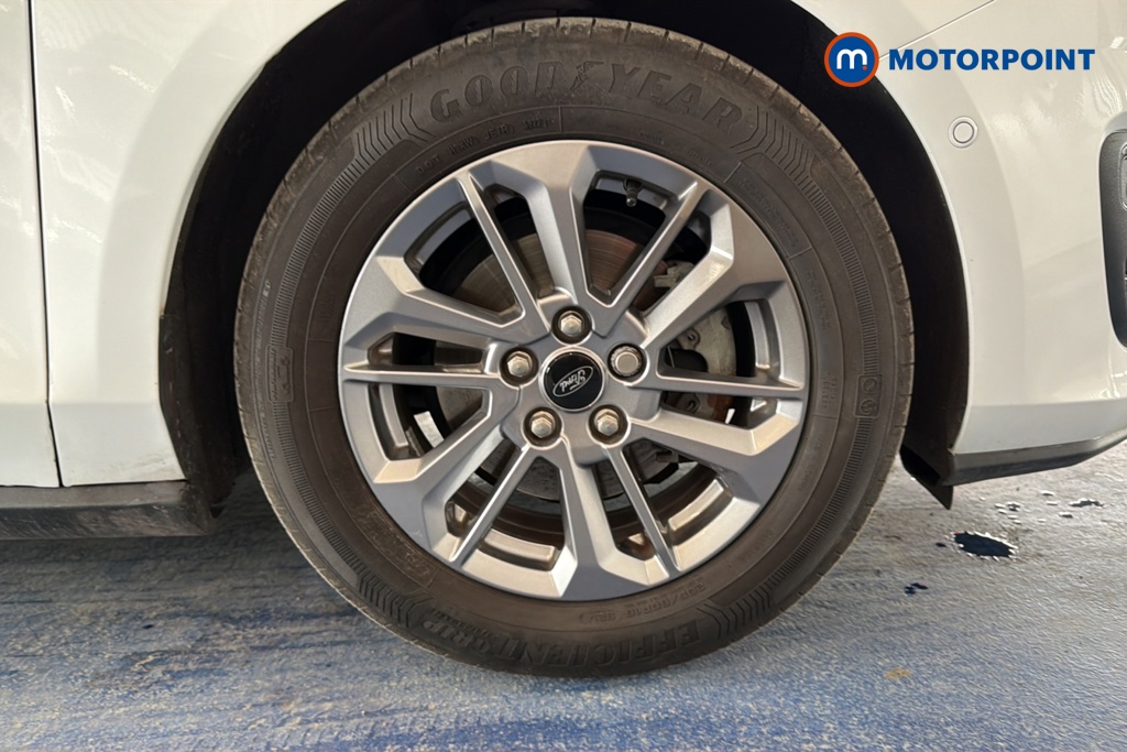 Ford Focus Titanium Manual Petrol Hatchback - Stock Number (1647142) - 47th supplementary image