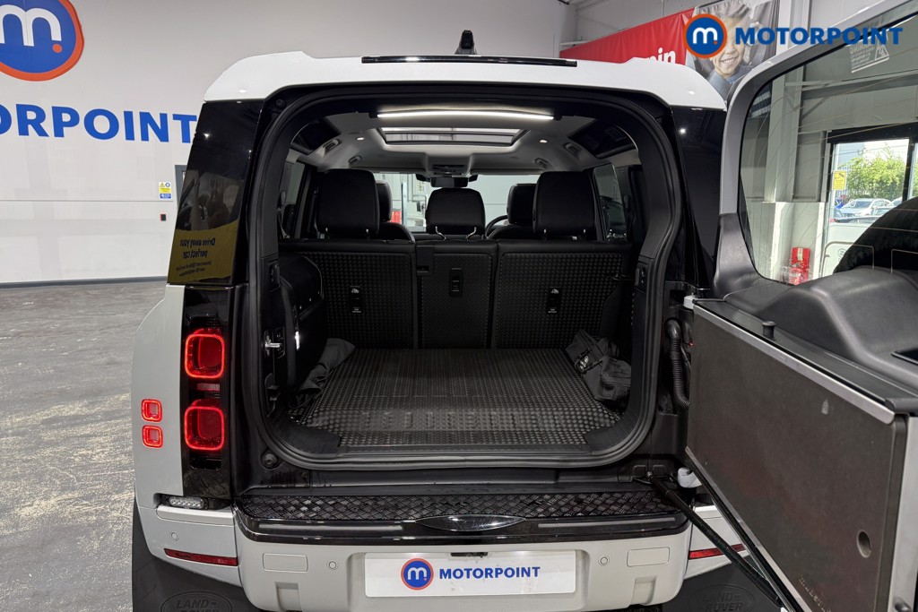 Land Rover Defender Xs Edition Automatic Petrol Plug-In Hybrid SUV - Stock Number (1647151) - 43rd supplementary image
