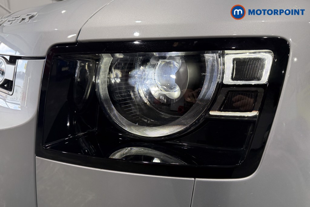 Land Rover Defender Xs Edition Automatic Petrol Plug-In Hybrid SUV - Stock Number (1647151) - 57th supplementary image