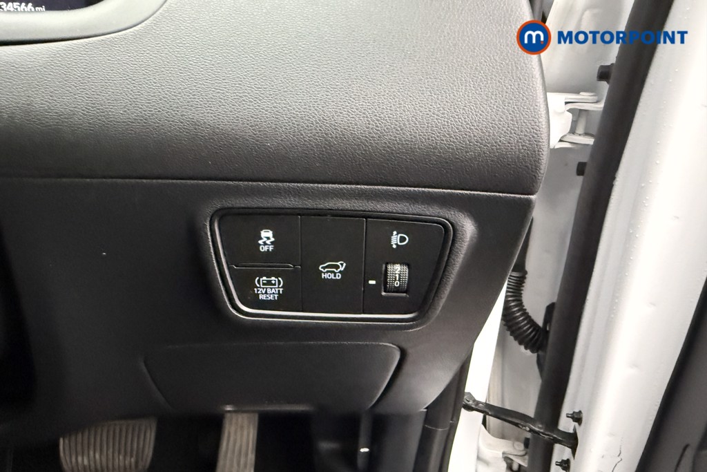 Hyundai Tucson Ultimate Automatic Petrol-Electric Hybrid SUV - Stock Number (1647381) - 28th supplementary image