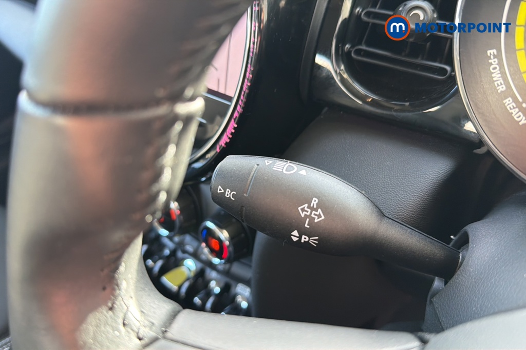Mini Hatchback Cooper S Level 1 Automatic Electric Hatchback - Stock Number (1647424) - 5th supplementary image