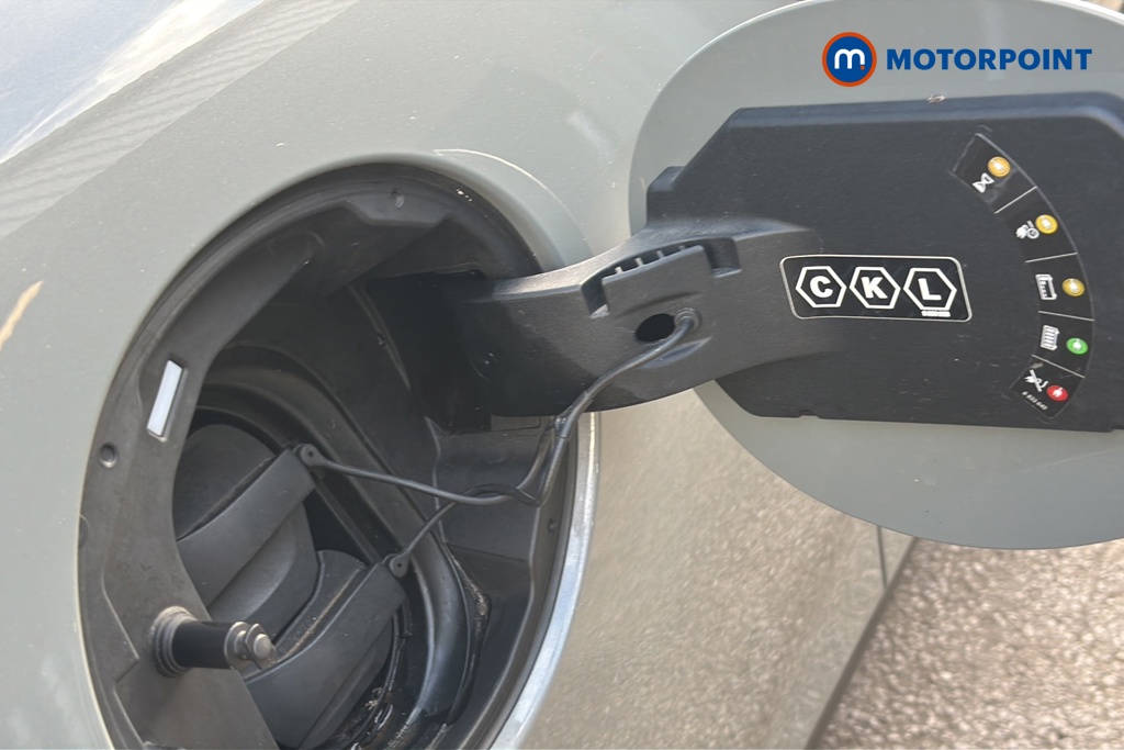 Mini Hatchback Cooper S Level 1 Automatic Electric Hatchback - Stock Number (1647424) - 41st supplementary image