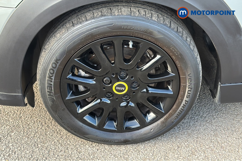 Mini Hatchback Cooper S Level 1 Automatic Electric Hatchback - Stock Number (1647424) - 44th supplementary image