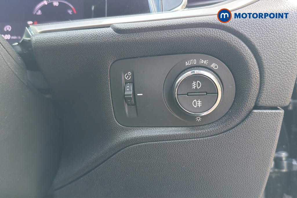 Vauxhall Grandland Ultimate Manual Petrol SUV - Stock Number (1647534) - 11th supplementary image