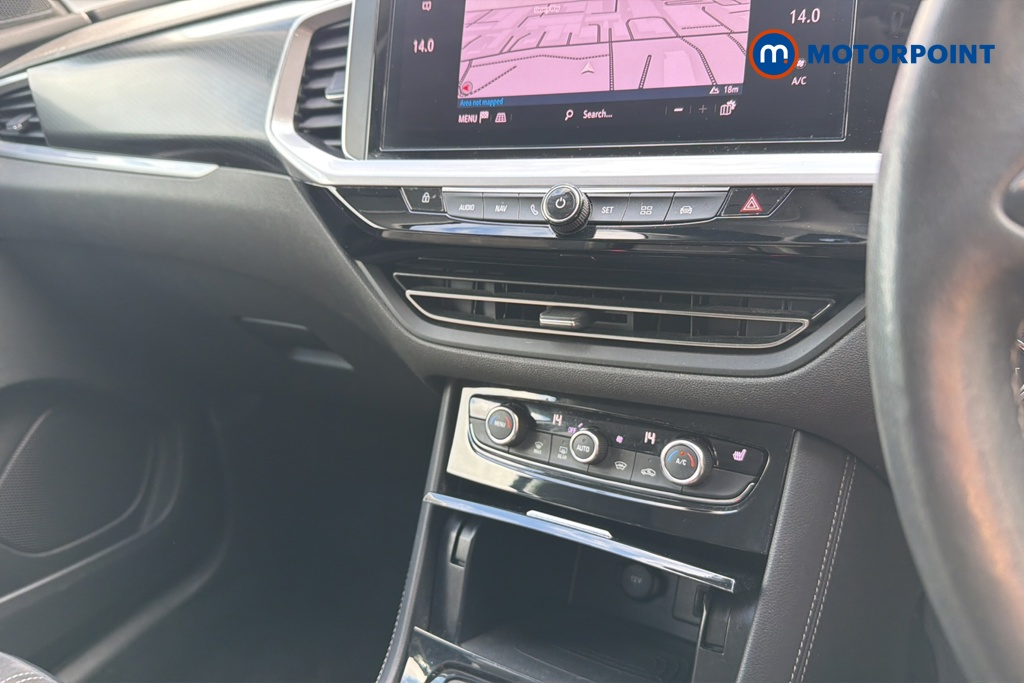 Vauxhall Grandland Ultimate Manual Petrol SUV - Stock Number (1647534) - 12th supplementary image