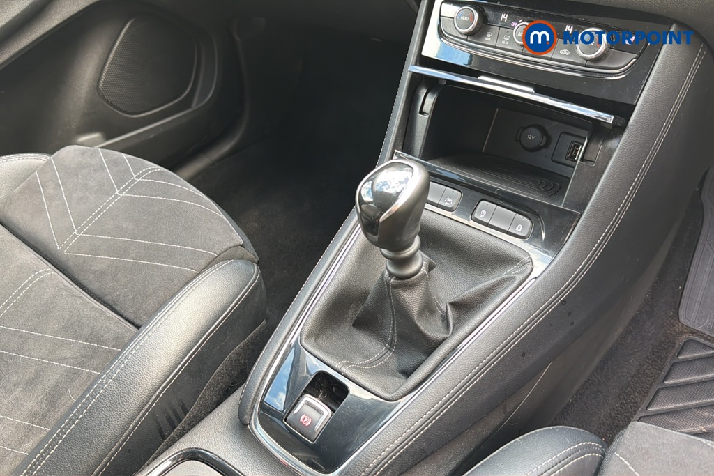 Vauxhall Grandland Ultimate Manual Petrol SUV - Stock Number (1647534) - 15th supplementary image