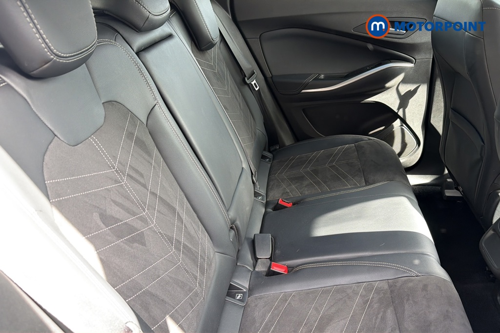 Vauxhall Grandland Ultimate Manual Petrol SUV - Stock Number (1647534) - 25th supplementary image