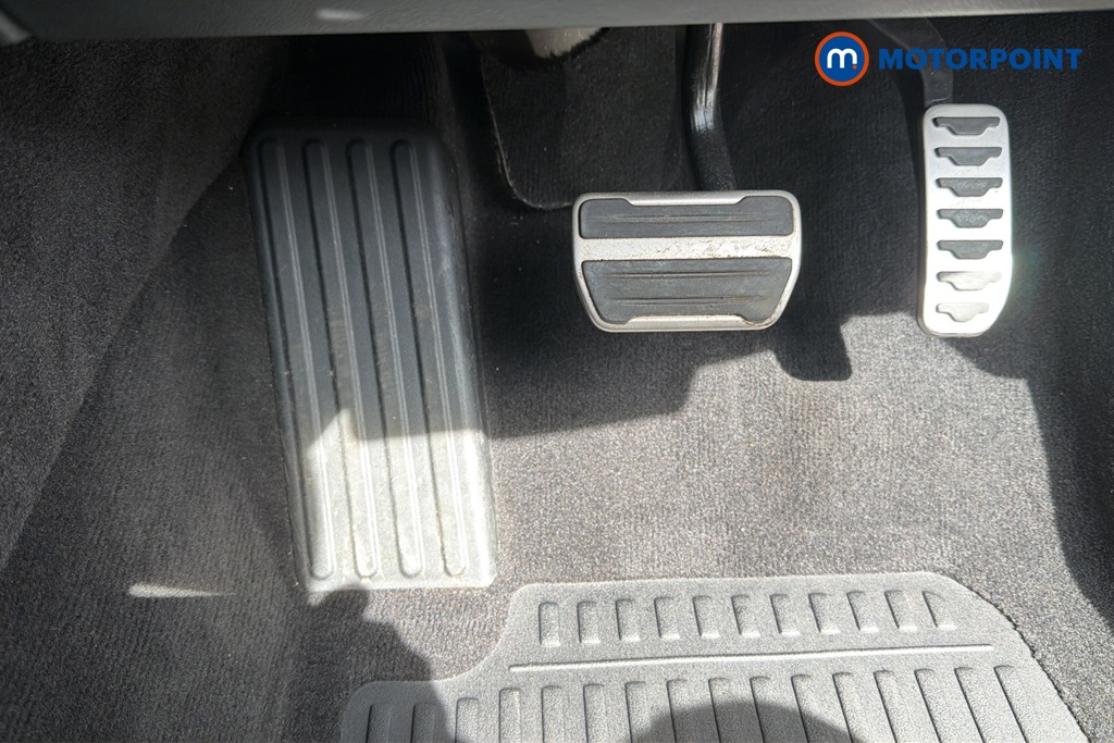 Land Rover Discovery Sport Dynamic Hse Automatic Petrol Plug-In Hybrid SUV - Stock Number (1647855) - 24th supplementary image