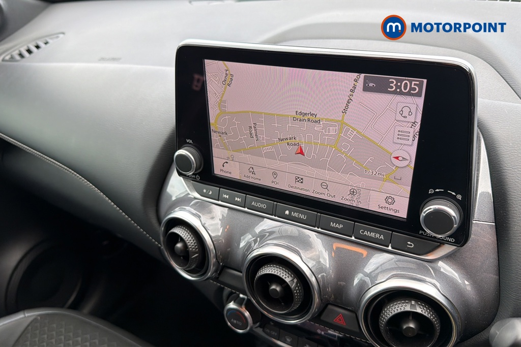 Nissan Juke N-Connecta Automatic Petrol SUV - Stock Number (1647919) - 9th supplementary image