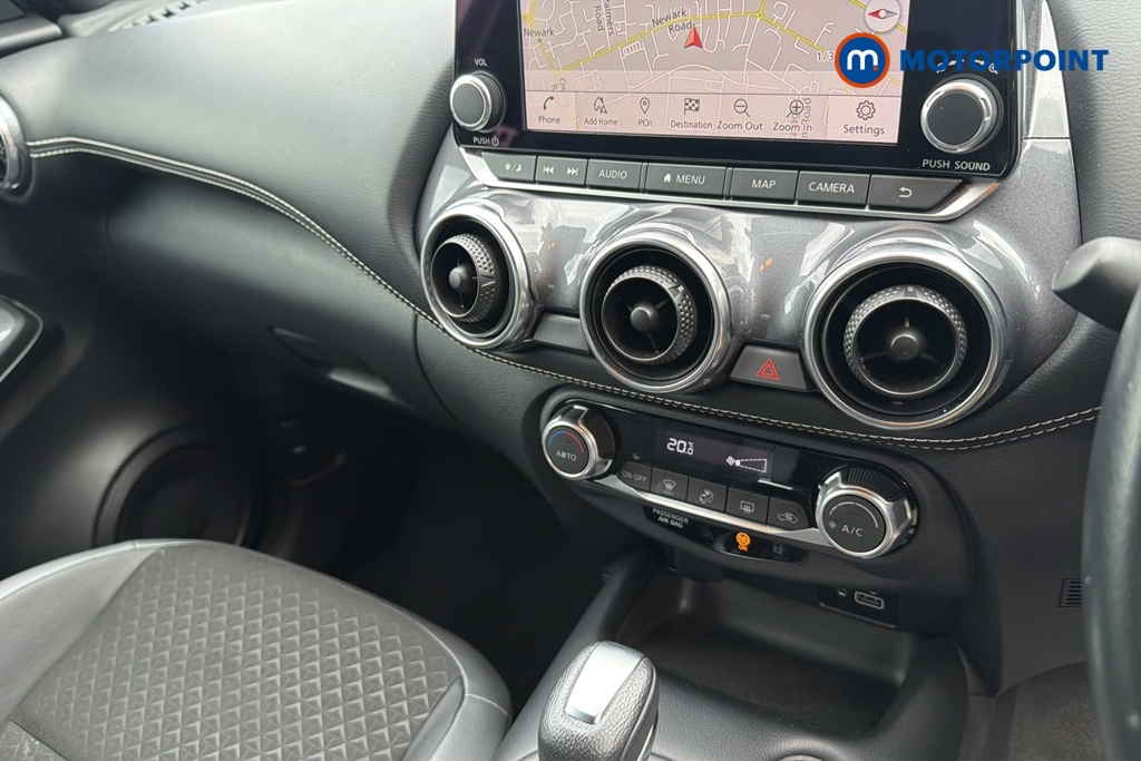 Nissan Juke N-Connecta Automatic Petrol SUV - Stock Number (1647919) - 12th supplementary image