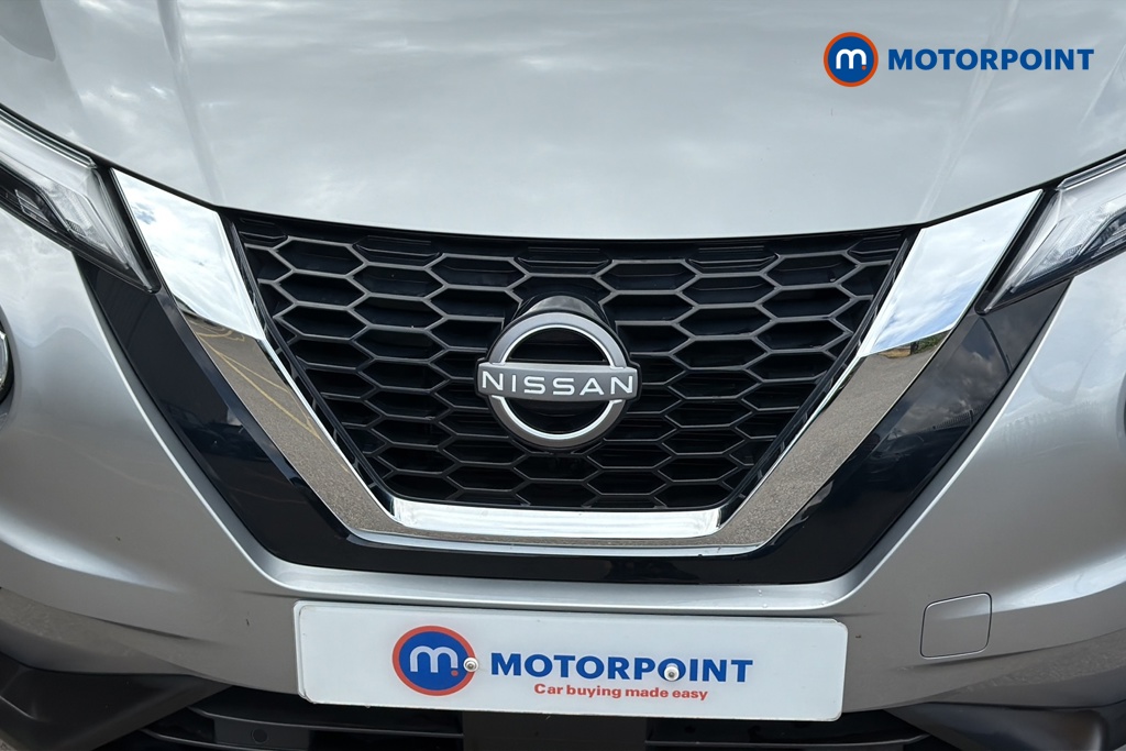 Nissan Juke N-Connecta Automatic Petrol SUV - Stock Number (1647919) - 43rd supplementary image