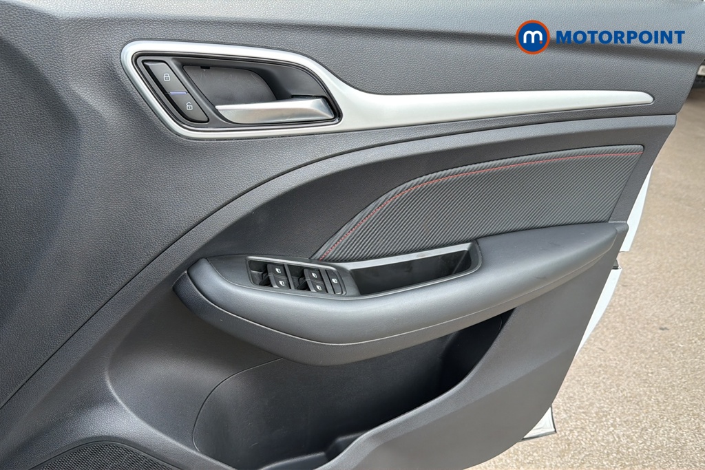 Mg Motor Uk ZS Exclusive Manual Petrol SUV - Stock Number (1648020) - 18th supplementary image