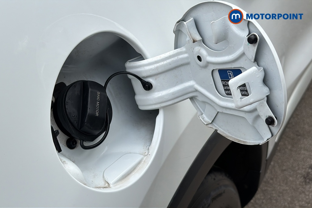 Mg Motor Uk ZS Exclusive Manual Petrol SUV - Stock Number (1648020) - 41st supplementary image