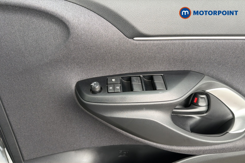 Toyota Yaris Cross Icon Automatic Petrol-Electric Hybrid Estate - Stock Number (1648058) - 19th supplementary image