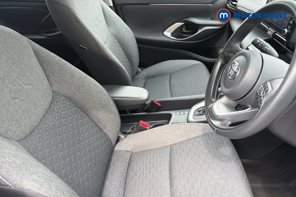 Toyota Yaris Cross Icon Automatic Petrol-Electric Hybrid Estate - Stock Number (1648058) - 22nd supplementary image