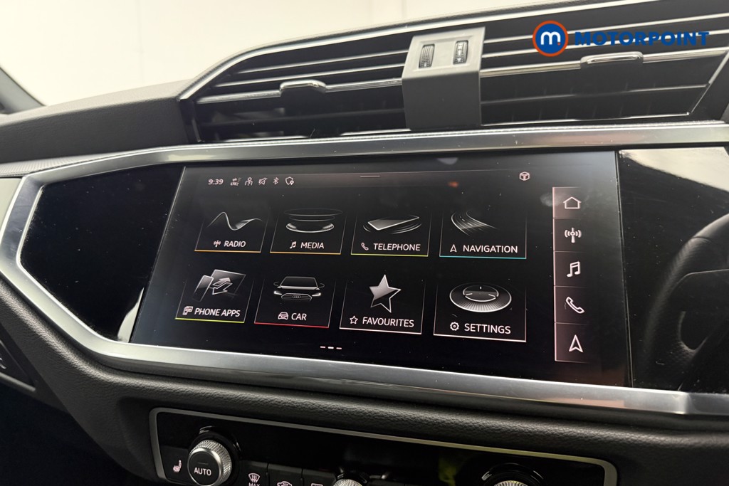 Audi Q3 Black Edition Automatic Petrol SUV - Stock Number (1648166) - 10th supplementary image