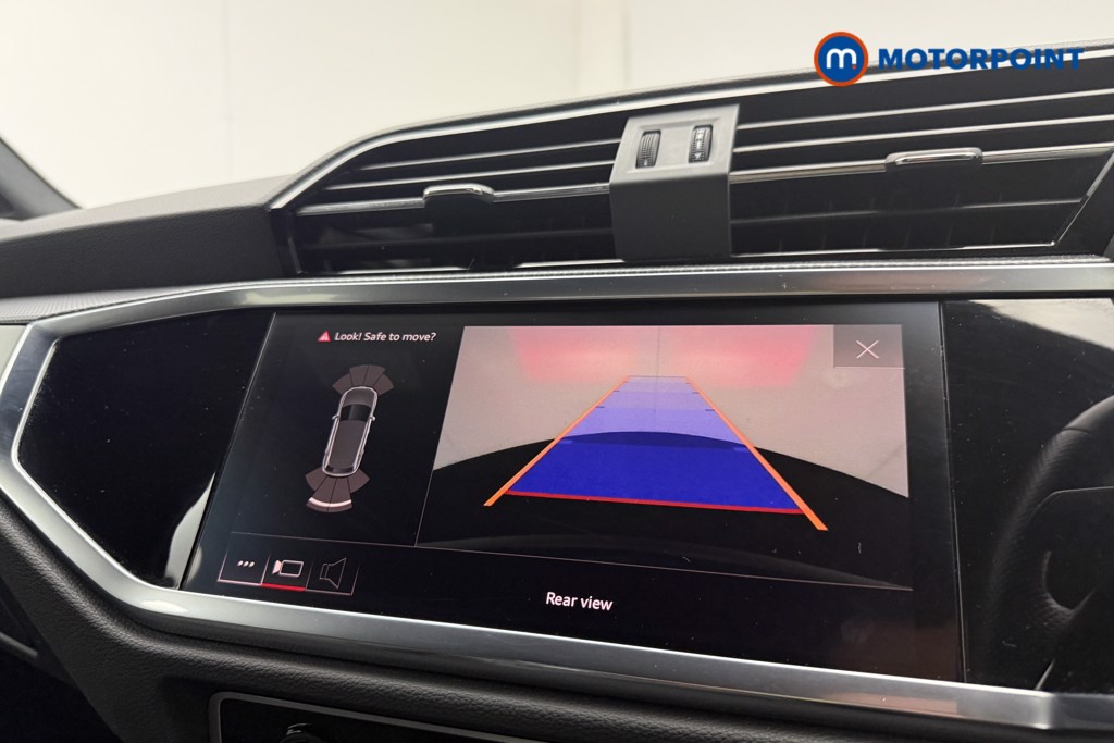 Audi Q3 Black Edition Automatic Petrol SUV - Stock Number (1648166) - 12th supplementary image