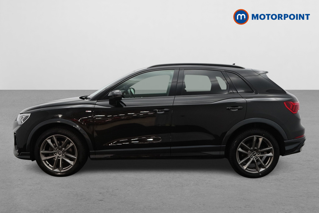 Audi Q3 Black Edition Automatic Petrol SUV - Stock Number (1648166) - Passenger side