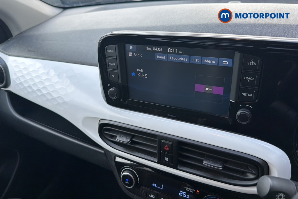 Hyundai I10 Premium Manual Petrol Hatchback - Stock Number (1648372) - 8th supplementary image