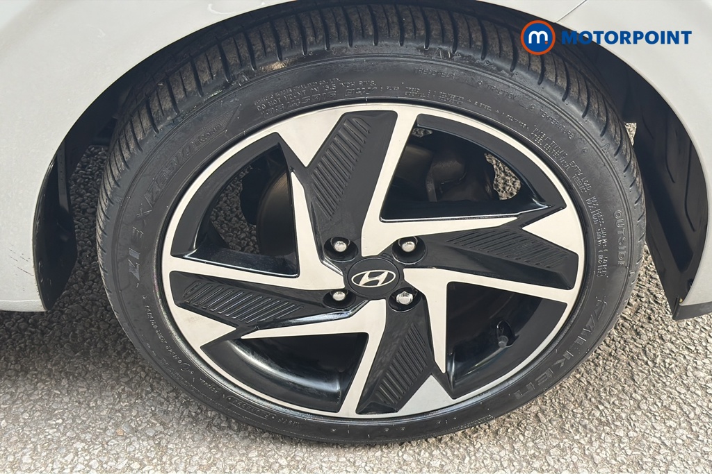 Hyundai I10 Premium Manual Petrol Hatchback - Stock Number (1648372) - 47th supplementary image