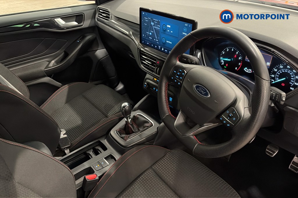 Ford Focus St-Line Manual Petrol Hatchback - Stock Number (1648526) - 2nd supplementary image