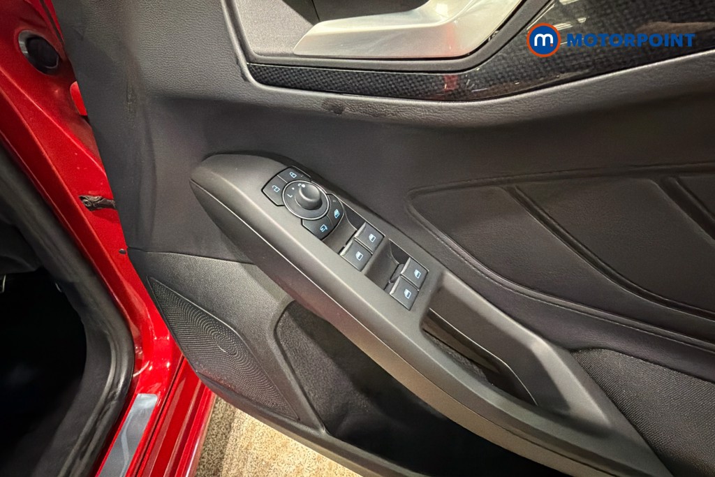 Ford Focus St-Line Manual Petrol Hatchback - Stock Number (1648526) - 20th supplementary image