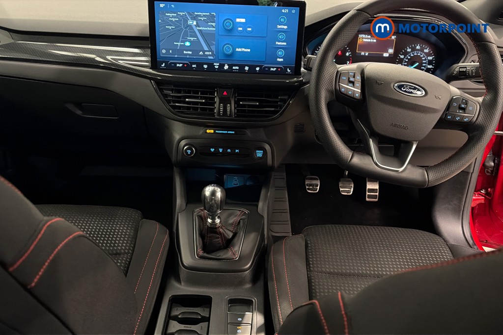 Ford Focus St-Line Manual Petrol Hatchback - Stock Number (1648526) - 1st supplementary image