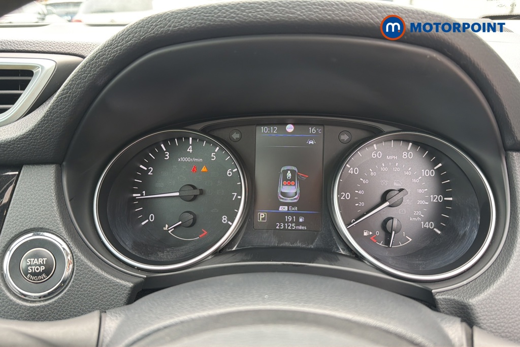 Nissan Qashqai N-Motion Automatic Petrol SUV - Stock Number (1648566) - 7th supplementary image