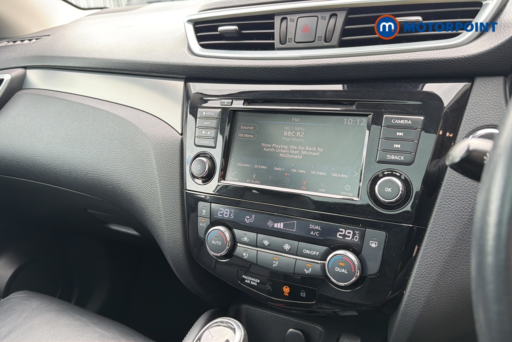 Nissan Qashqai N-Motion Automatic Petrol SUV - Stock Number (1648566) - 8th supplementary image