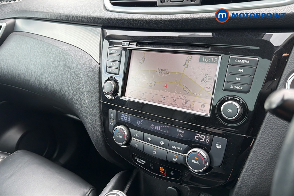 Nissan Qashqai N-Motion Automatic Petrol SUV - Stock Number (1648566) - 9th supplementary image