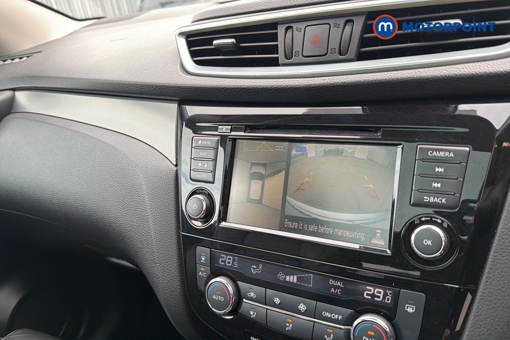 Nissan Qashqai N-Motion Automatic Petrol SUV - Stock Number (1648566) - 13th supplementary image