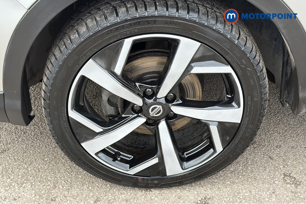 Nissan Qashqai N-Motion Automatic Petrol SUV - Stock Number (1648566) - 44th supplementary image