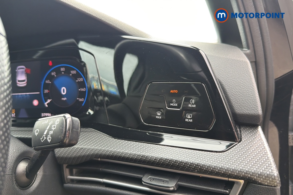 Volkswagen Golf R-Line Manual Petrol Hatchback - Stock Number (1648619) - 11th supplementary image