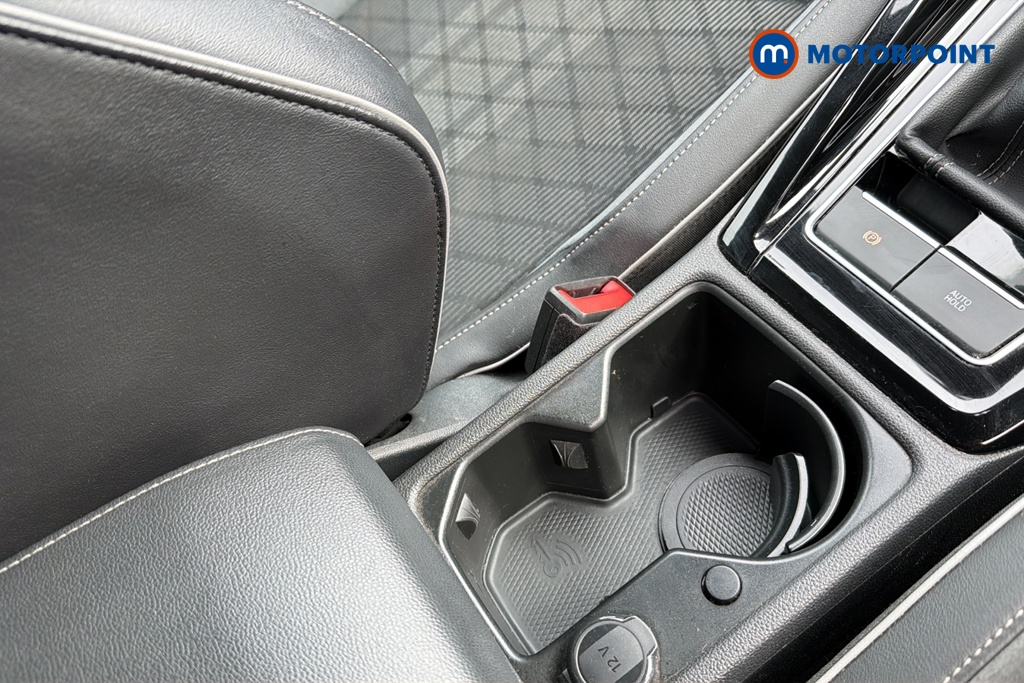 Volkswagen Golf R-Line Manual Petrol Hatchback - Stock Number (1648619) - 16th supplementary image