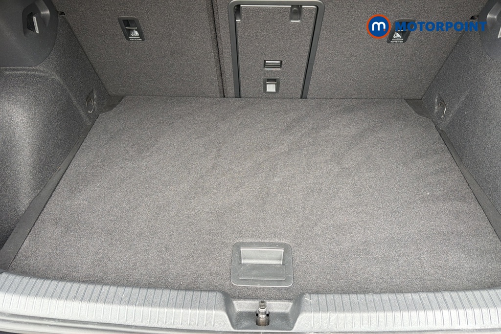 Volkswagen Golf R-Line Manual Petrol Hatchback - Stock Number (1648619) - 30th supplementary image