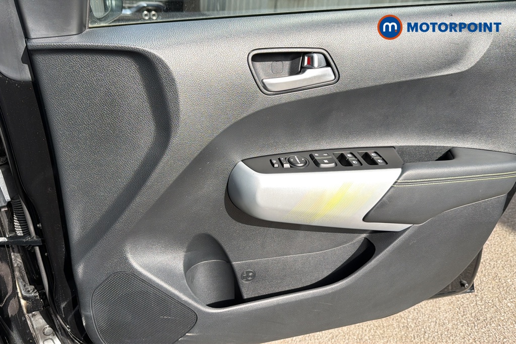KIA Picanto X-Line S Automatic Petrol Hatchback - Stock Number (1648685) - 18th supplementary image